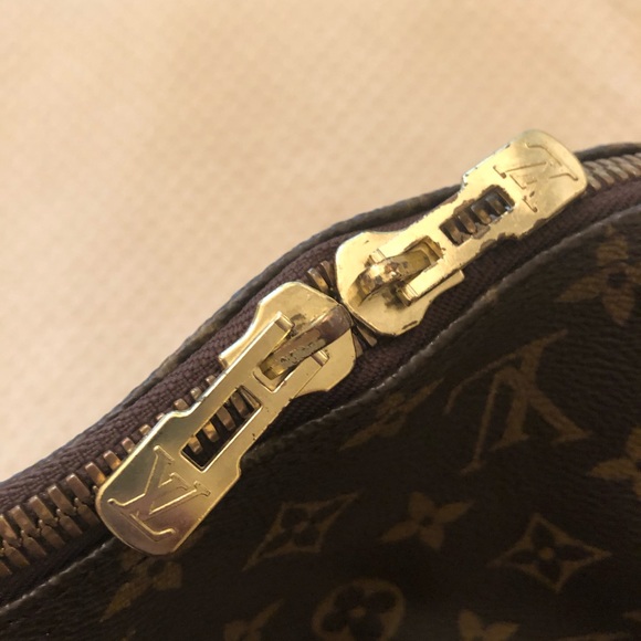 Louis Vuitton Monogram Keepall Bandouliere 60 - Picture 15 of 16